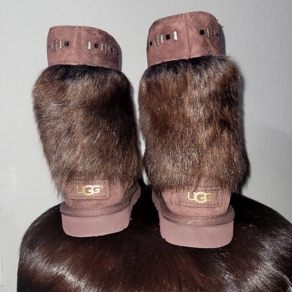 UGG Vilet Pinecone Shearling Sheepskin Cuff Maylin Women's Size 7